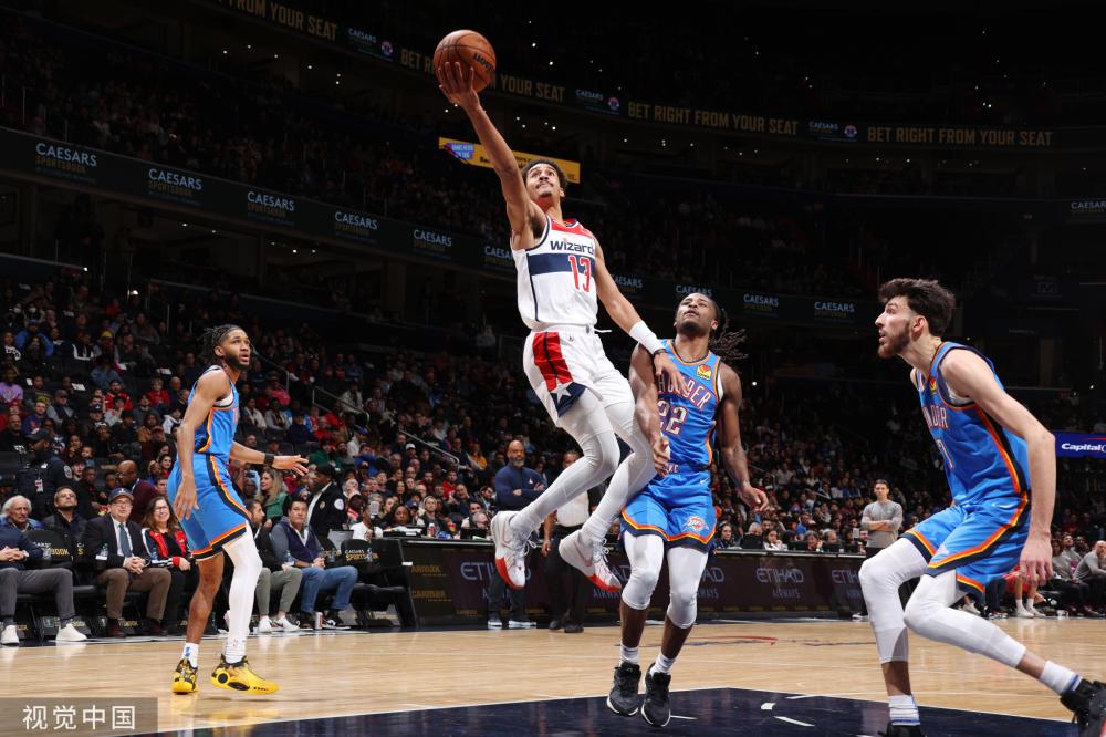 正是在他的 正是在他的