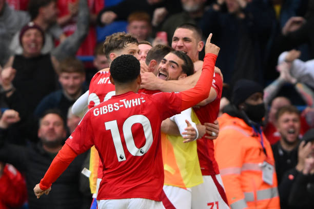 独立于很多 独立于很多